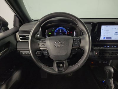 2025 Toyota Camry SE 4D Sedan