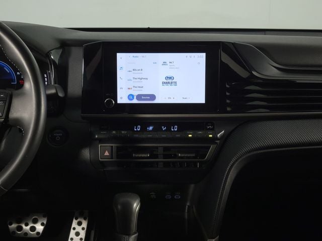 2025 Toyota Camry SE 4D Sedan
