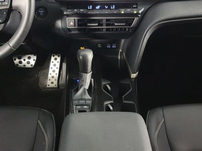 2025 Toyota Camry SE 4D Sedan