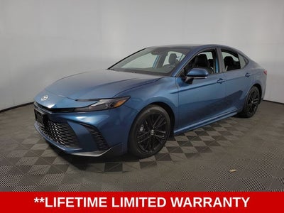 2025 Toyota Camry SE 4D Sedan