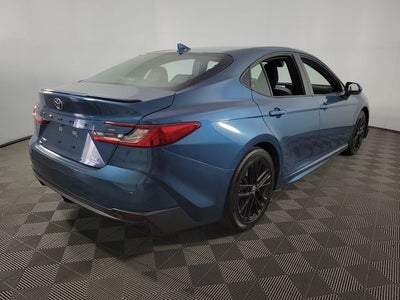 2025 Toyota Camry SE 4D Sedan