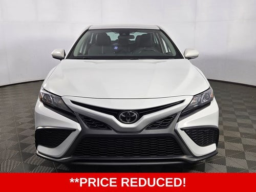 2024 Toyota Camry SE 4D Sedan