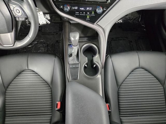 2024 Toyota Camry SE 4D Sedan