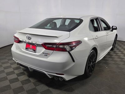 2024 Toyota Camry SE 4D Sedan