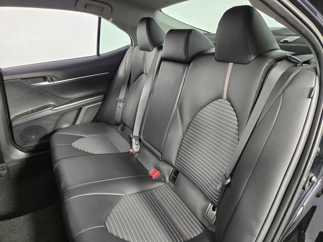 2024 Toyota Camry SE 4D Sedan