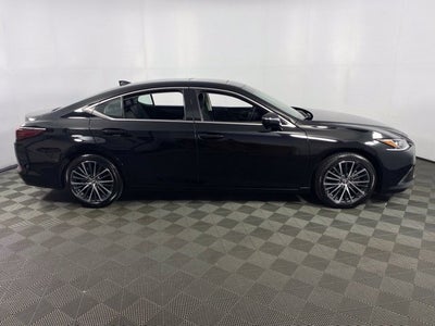 2025 Lexus ES 350 4D Sedan
