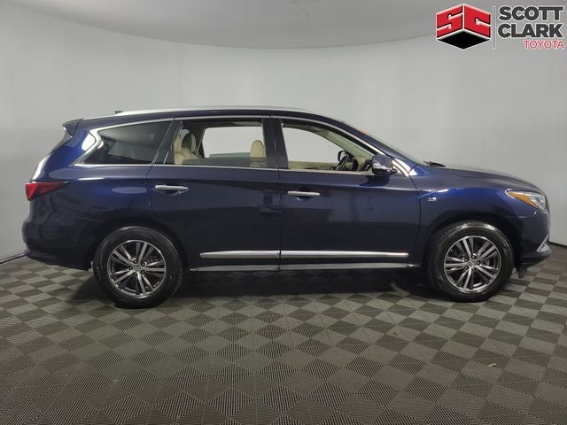 2019 INFINITI QX60 LUXE 4D Sport Utility