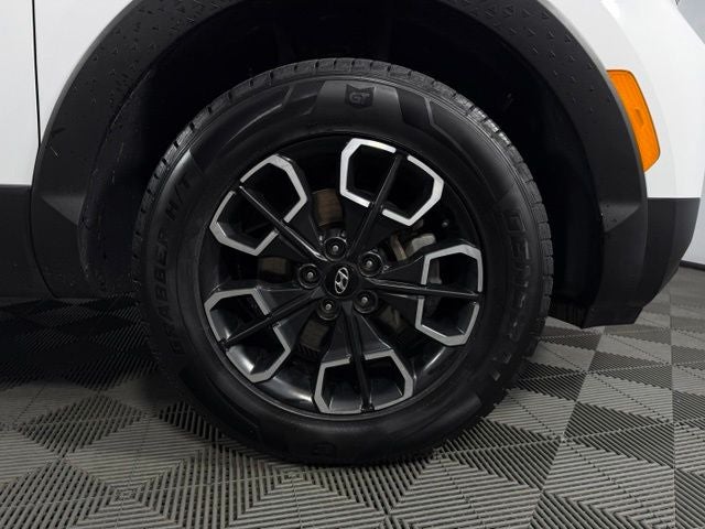 2022 Hyundai Santa Cruz SEL Premium 4D Crew Cab
