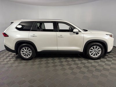 2024 Toyota Grand Highlander XLE 4D Sport Utility