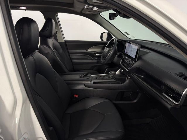2024 Toyota Grand Highlander XLE 4D Sport Utility
