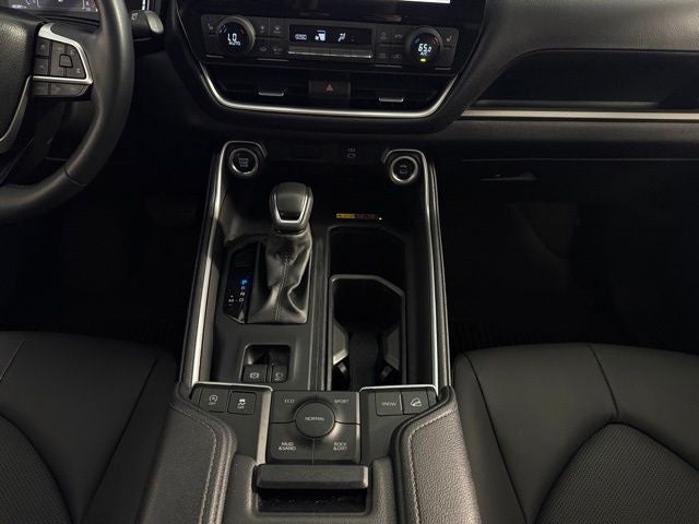 2024 Toyota Grand Highlander XLE 4D Sport Utility