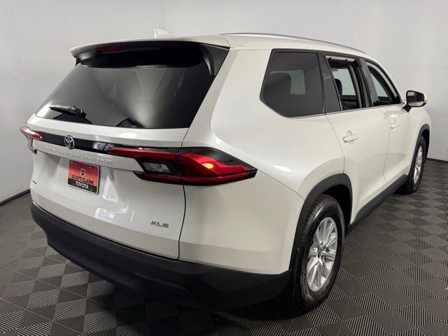 2024 Toyota Grand Highlander XLE 4D Sport Utility