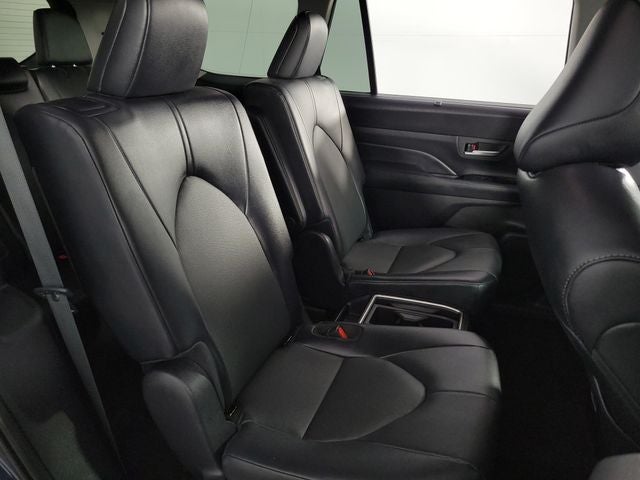 2025 Toyota Grand Highlander XLE 4D Sport Utility