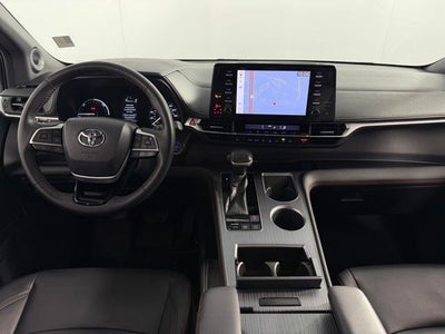 2021 Toyota Sienna XSE 7 Passenger