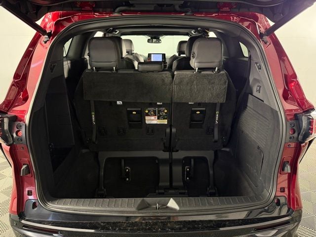 2021 Toyota Sienna XSE 7 Passenger