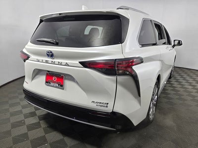 2023 Toyota Sienna Platinum 7 Passenger