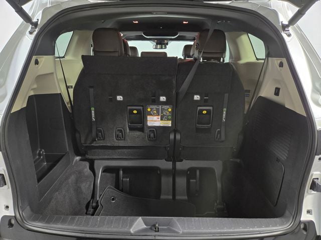 2023 Toyota Sienna Platinum 7 Passenger