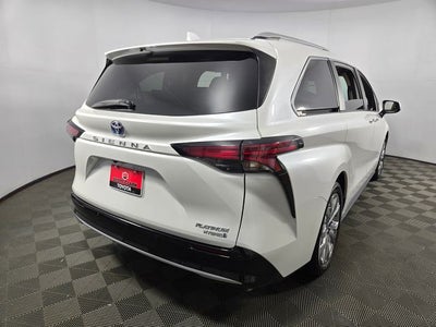 2023 Toyota Sienna Platinum 7 Passenger