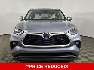 2022 Toyota Highlander Hybrid XLE 4D Sport Utility