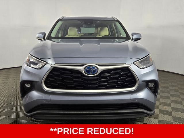 2022 Toyota Highlander Hybrid XLE 4D Sport Utility