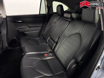 2021 Toyota Highlander Hybrid XLE 4D Sport Utility