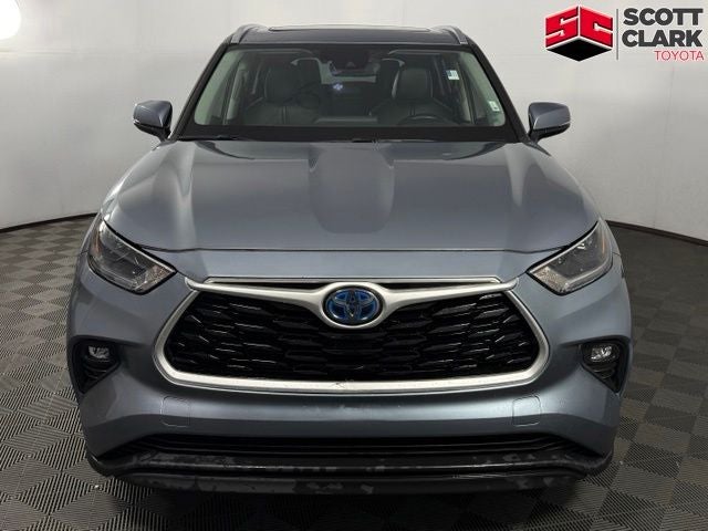 2021 Toyota Highlander Hybrid XLE 4D Sport Utility