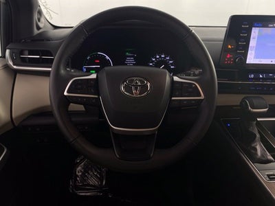 2024 Toyota Sienna XLE 7 Passenger