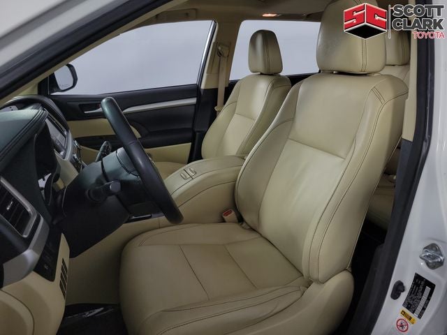 2017 Toyota Highlander XLE 4D Sport Utility
