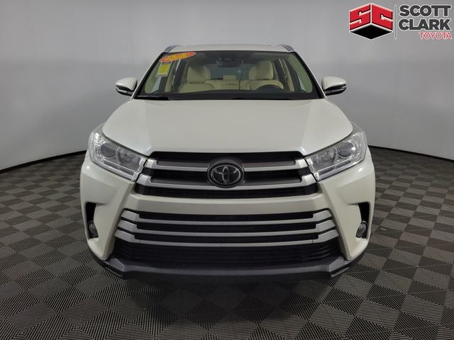 2017 Toyota Highlander XLE 4D Sport Utility