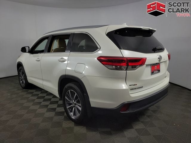 2017 Toyota Highlander XLE 4D Sport Utility
