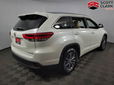 2017 Toyota Highlander XLE 4D Sport Utility