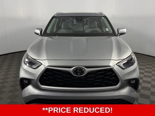 2025 Toyota Highlander Hybrid XLE 4D Sport Utility