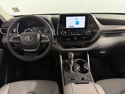 2025 Toyota Highlander Hybrid XLE 4D Sport Utility
