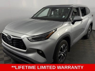 2025 Toyota Highlander Hybrid XLE 4D Sport Utility