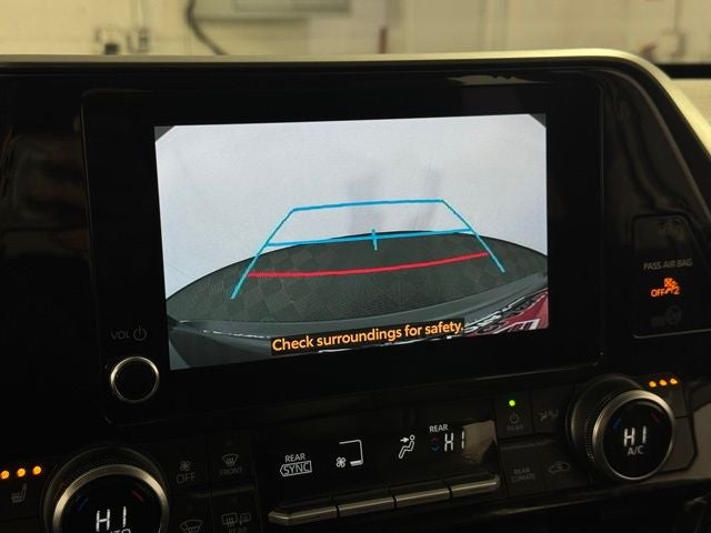 2025 Toyota Highlander Hybrid XLE 4D Sport Utility