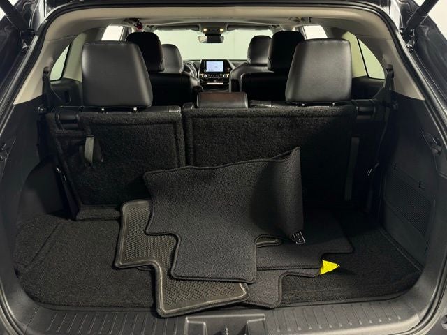 2025 Toyota Highlander Hybrid XLE 4D Sport Utility