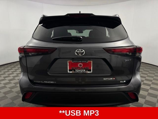 2025 Toyota Highlander Hybrid XLE 4D Sport Utility