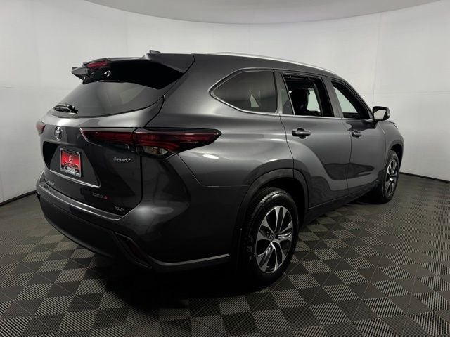 2025 Toyota Highlander Hybrid XLE 4D Sport Utility