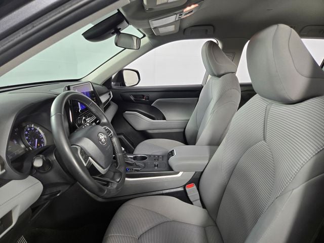 2024 Toyota Highlander LE 4D Sport Utility