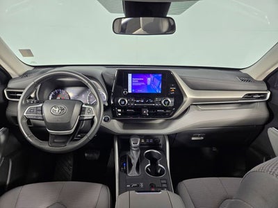 2024 Toyota Highlander LE 4D Sport Utility
