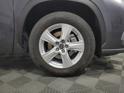 2025 Toyota Highlander LE 4D Sport Utility