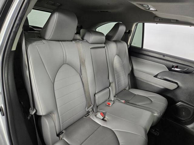 2023 Toyota Highlander XLE 4D Sport Utility