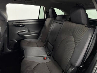 2025 Toyota Highlander LE 4D Sport Utility