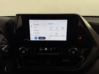 2025 Toyota Highlander LE 4D Sport Utility