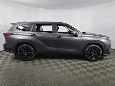 2023 Toyota Highlander LE 4D Sport Utility