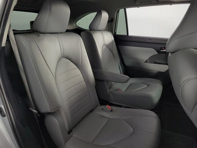 2024 Toyota Highlander XLE 4D Sport Utility