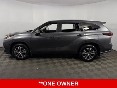 2024 Toyota Highlander XLE 4D Sport Utility