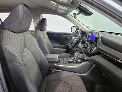 2024 Toyota Highlander LE 4D Sport Utility