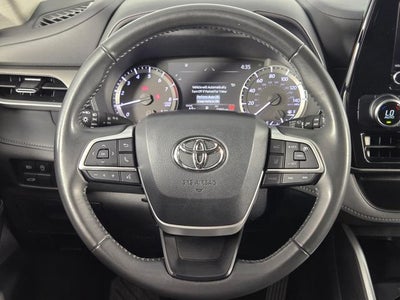 2024 Toyota Highlander LE 4D Sport Utility