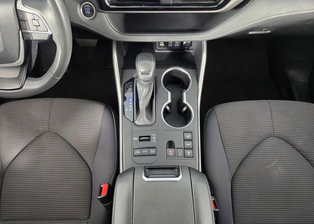 2024 Toyota Highlander LE 4D Sport Utility